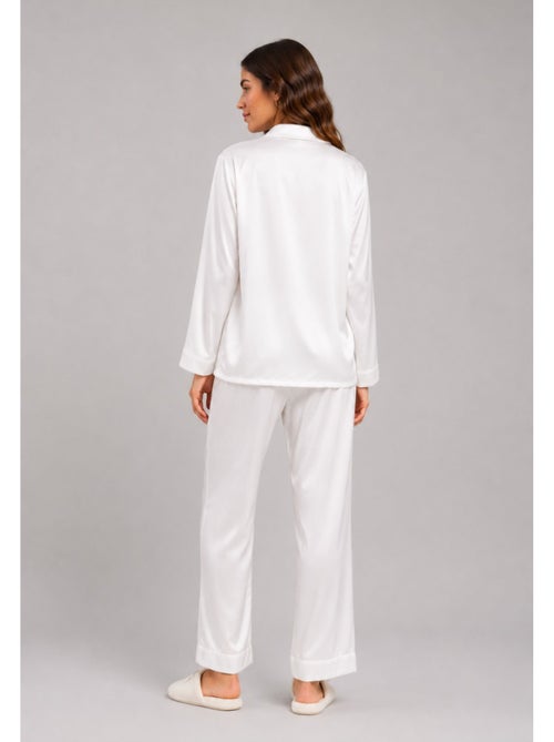 Pijama de satén fluido Kebello - Kiabi Pijama de satén fluido Kebello - Kiabi