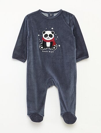 Pijama de terciopelo con adorno