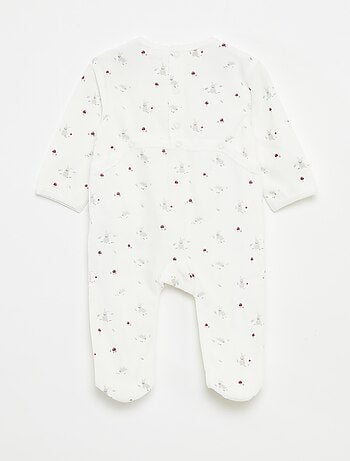 Pijama de terciopelo con adorno