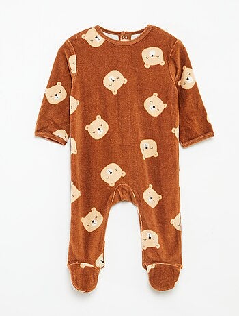 Pijama de terciopelo con adorno