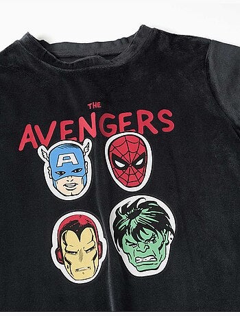 Pijama de terciopelo con estampado de los vengadores