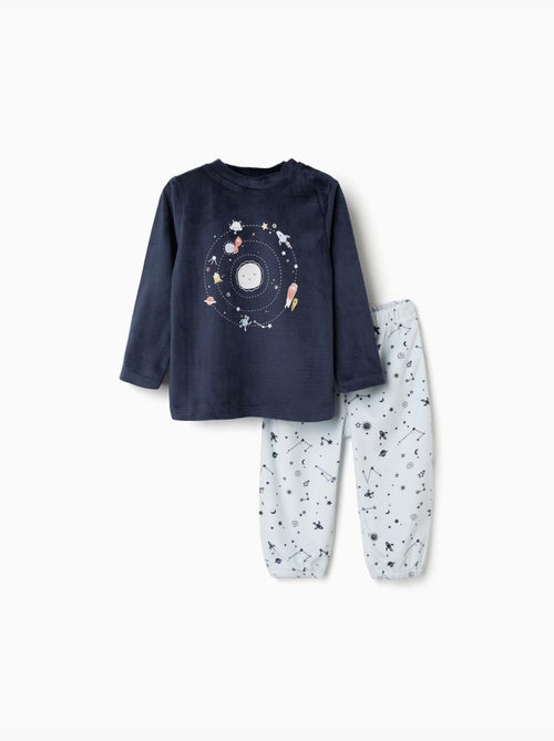 Pijama de terciopelo con estampado espacial que brilla en la oscuridad - Kiabi Pijama de terciopelo con estampado espacial que brilla en la oscuridad - Kiabi