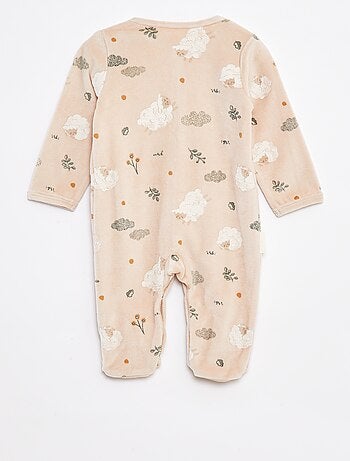 Pijama de terciopelo con motivo all over