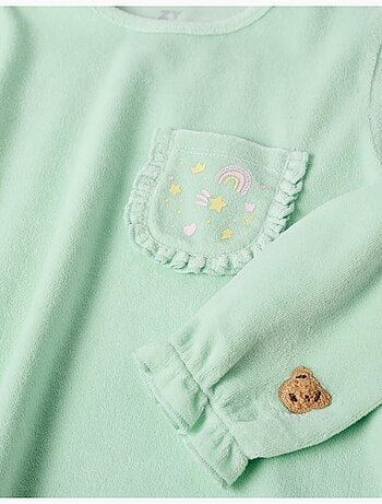 Pijama de terciopelo con volantes y estampados