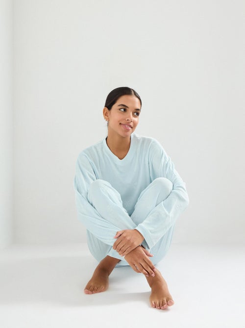 Pijama de terciopelo, MO Fashion - Kiabi Pijama de terciopelo, MO Fashion - Kiabi