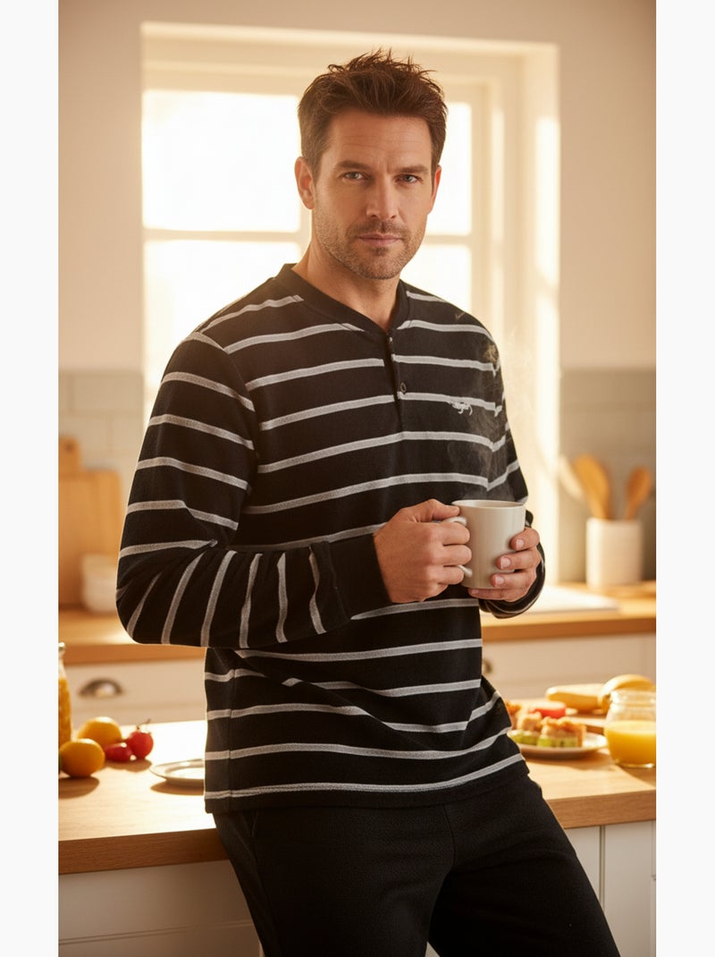 Pijama Hombre Invierno Polar Suave RAYAS Z2654 Negro - Kiabi