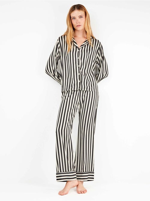 Pijama largo camisero de rayas en tejido de satén - Kiabi Pijama largo camisero de rayas en tejido de satén - Kiabi