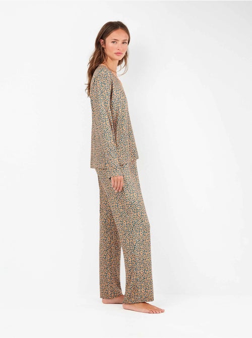 Pijama largo con encaje en escote y animal print de punto - Kiabi Pijama largo con encaje en escote y animal print de punto - Kiabi
