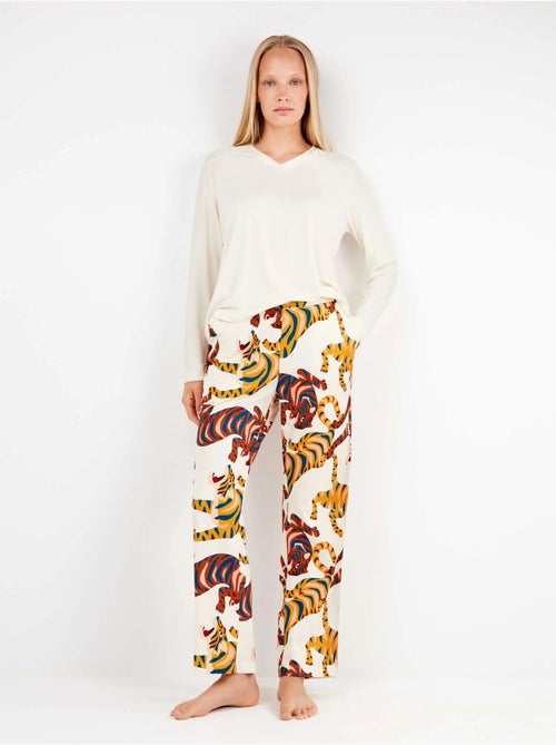 Pijama largo con encaje en hombros y pantalón animal print algodón - Kiabi Pijama largo con encaje en hombros y pantalón animal print algodón - Kiabi