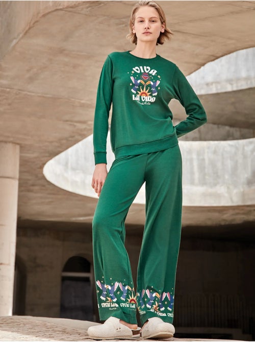 Pijama largo de frida kahlo en tejido de punto con algodón - Kiabi Pijama largo de frida kahlo en tejido de punto con algodón - Kiabi