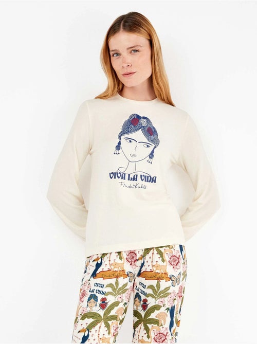 Pijama largo de frida kahlo en tejido de punto - Kiabi Pijama largo de frida kahlo en tejido de punto - Kiabi