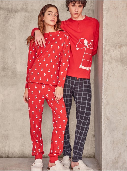 Pijama largo de snoopy microestampado con algodón - Kiabi Pijama largo de snoopy microestampado con algodón - Kiabi
