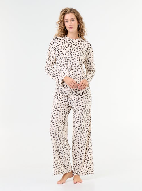 Pijama largo de terciopelo acanalado - 2 piezas - Kiabi Pijama largo de terciopelo acanalado - 2 piezas - Kiabi