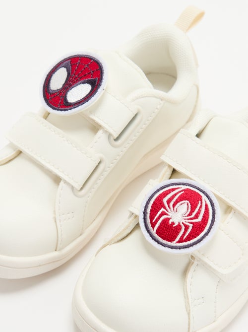 Pin 'Marvel' - 'Kitchoun' - Kiabi Pin 'Marvel' - 'Kitchoun' - Kiabi
