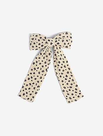 Pinza con lazo grande estampado