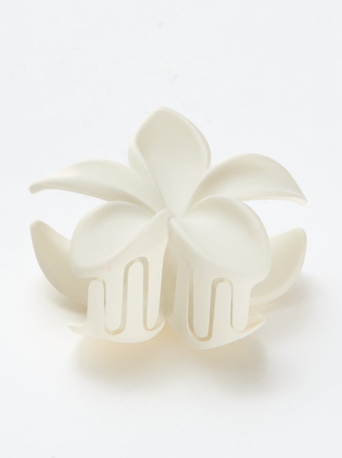 Pinza grande con forma de flor - Kiabi