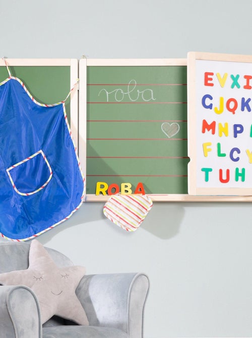 Pizarra tríptica 3 caras tiza y 2 magnéticas para niños con accesorios 'Roba' - Kiabi