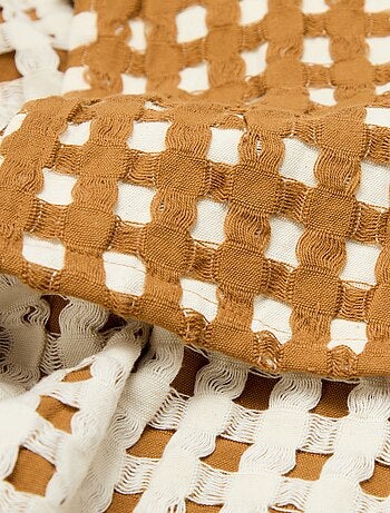 Plaid bicolor con diseño gofrado (180 x 200 cm)