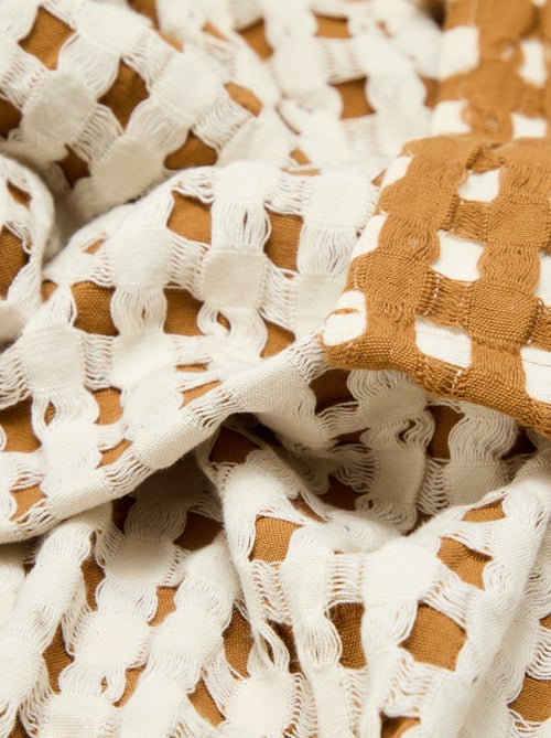 Plaid bicolor con diseño gofrado (180 x 200 cm) - Kiabi