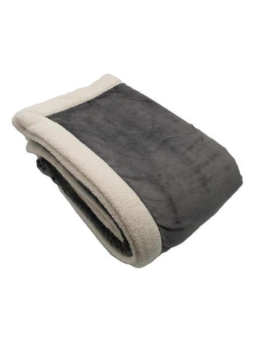 Plaid de microfibra con forro de sherpa - Kiabi Plaid de microfibra con forro de sherpa - Kiabi