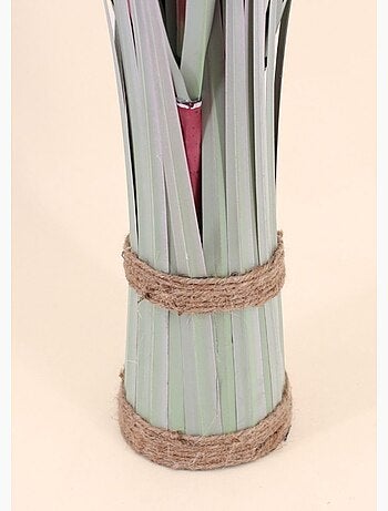 Planta artificial de Phormium en forma de ramo. - AFIBEL