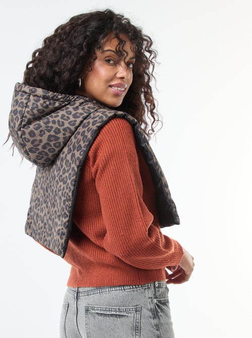 Plastrón con capucha y cuello con cremallera - Kiabi