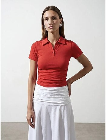 Polo camiseta cropped de mujer de corte slim dilvin