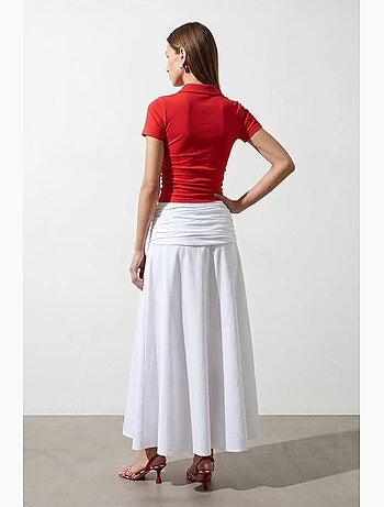 Polo camiseta cropped de mujer de corte slim dilvin