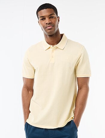 Polo con bordado en el pecho