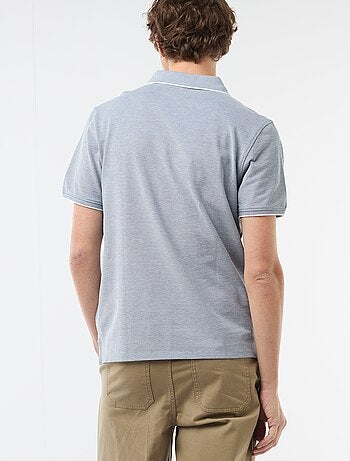 Polo con bordado en el pecho