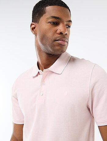 Polo con bordado en el pecho