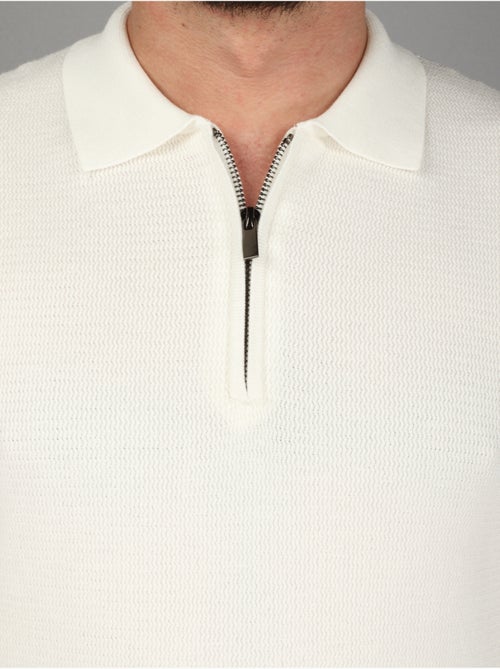 Polo con cuello con cremallera - Frilivin - Kiabi Polo con cuello con cremallera - Frilivin - Kiabi