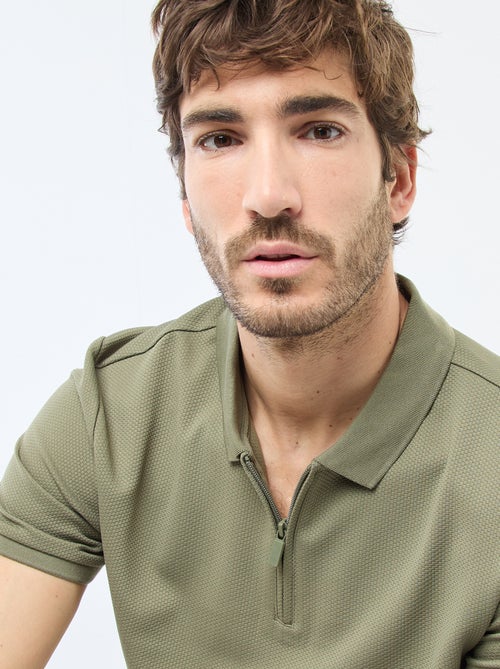 Polo con cuello de cremallera - Kiabi Polo con cuello de cremallera - Kiabi