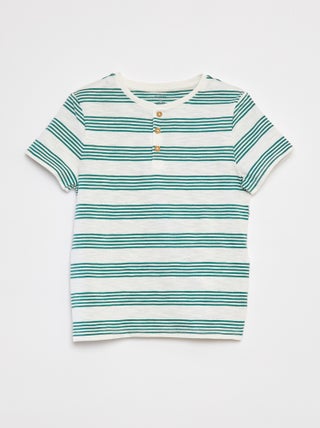 Polo con cuello panadero