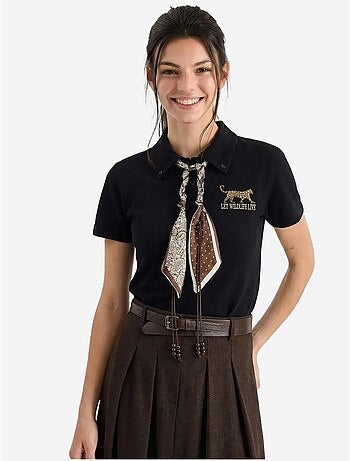 Polo con estampado de texto bordado lucci
