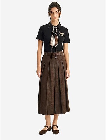 Polo con estampado de texto bordado lucci