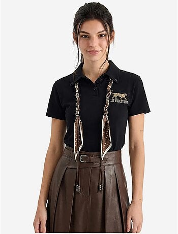 Polo con estampado de texto bordado lucci