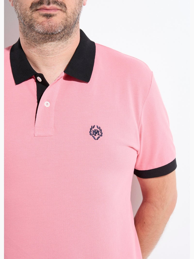 Polo de hombre con cuello y mangas en contraste. - AFIBEL Rosa claro - Kiabi