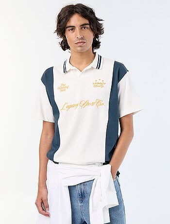 Polo de manga corta con bordados