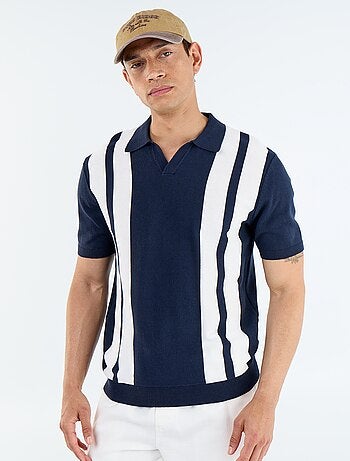 Polo de manga corta con cuello sin botones