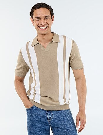 Polo de manga corta con cuello sin botones