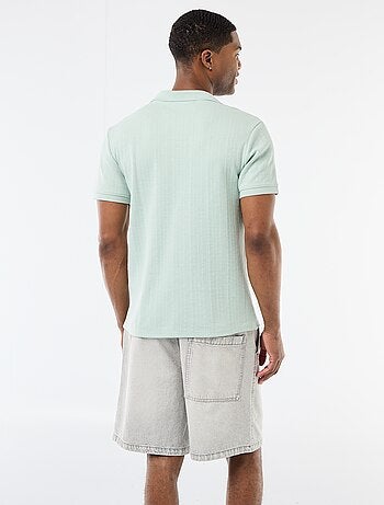 Polo de manga corta y material en nido de abeja