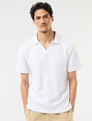 Polo de manga corta y material en nido de abeja