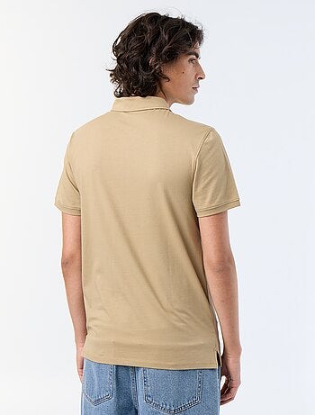 Polo de punto con cuello abotonado