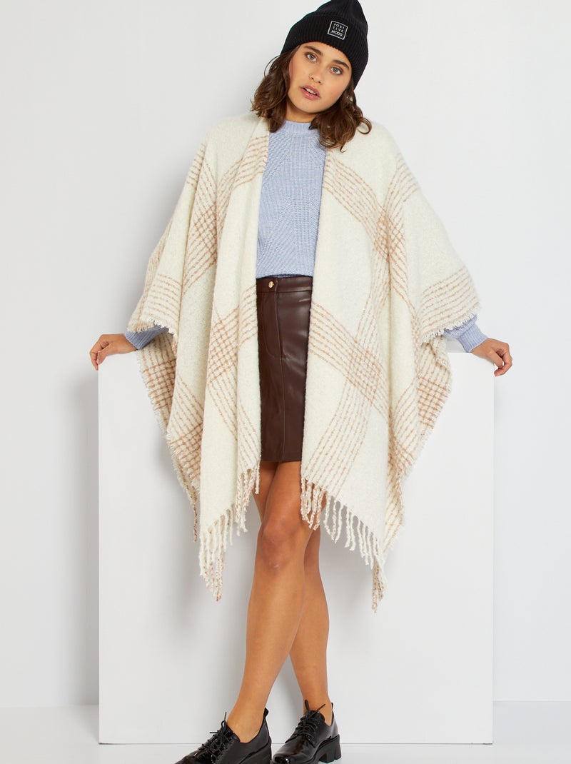 Poncho con flecos beige - Kiabi