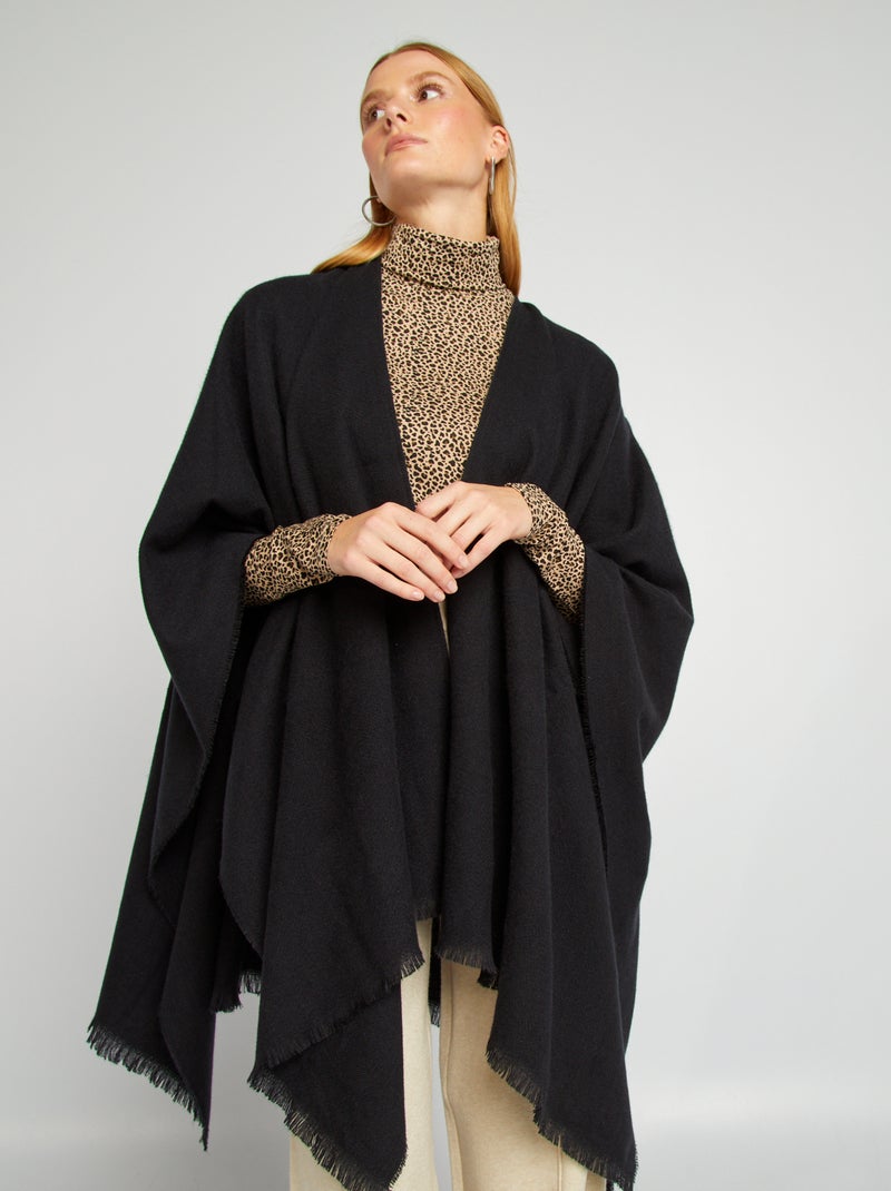 Poncho con flecos NEGRO - Kiabi