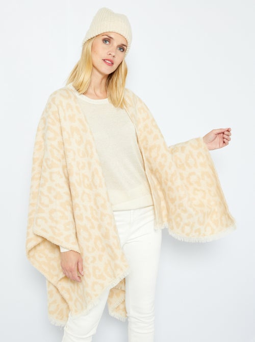 Poncho grueso estilo manta - Kiabi