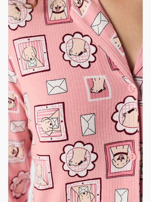 Postcard conjunto de pijama de camisa y pantalón acanalado de manga larga penti - Kiabi Postcard conjunto de pijama de camisa y pantalón acanalado de manga larga penti - Kiabi