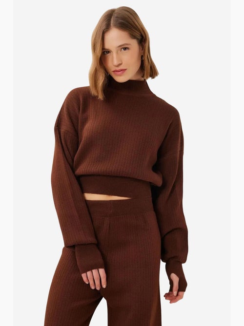 Precioso conjunto de dos piezas de punto acanalado de estambul con cuello alto medio istanbul - Kiabi