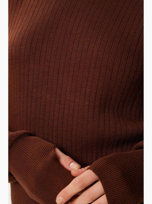Precioso conjunto de dos piezas de punto acanalado de estambul con cuello alto medio istanbul - Kiabi